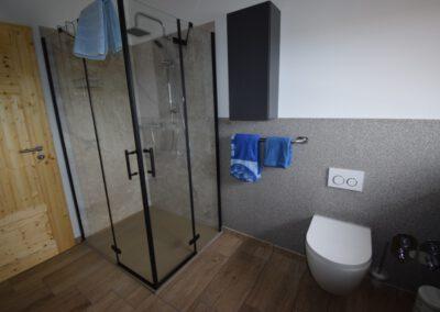 Hof Schlossblick Wohnung Helga Bad 2